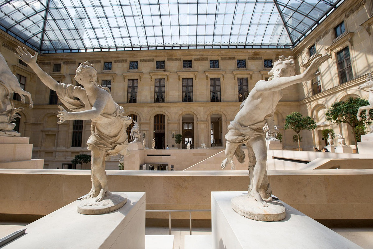 Louvre Private Family Tour - 2 Hours-Up to 6 People-Group Tickets Included